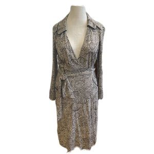 Diane von Furstenberg - Famous Wrap